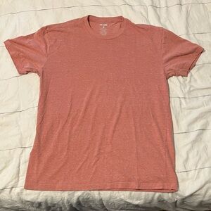 Bundle of 7 men’s true classic crew neck t shirts.